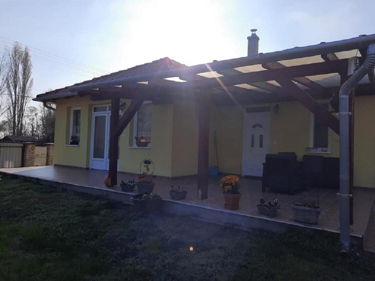 Ponty Orso Vendeghaz Villa Nagybaracska Exteriör bild